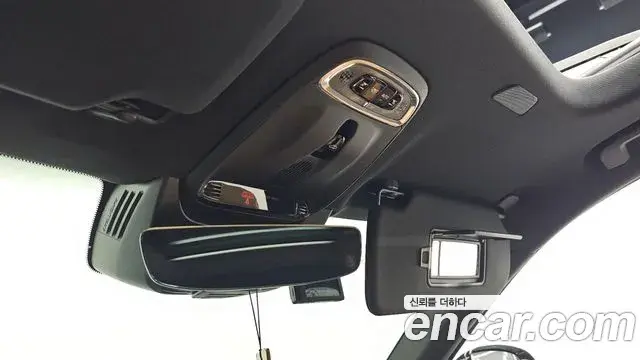 Volvo XC90 2021 — Photo 31/36