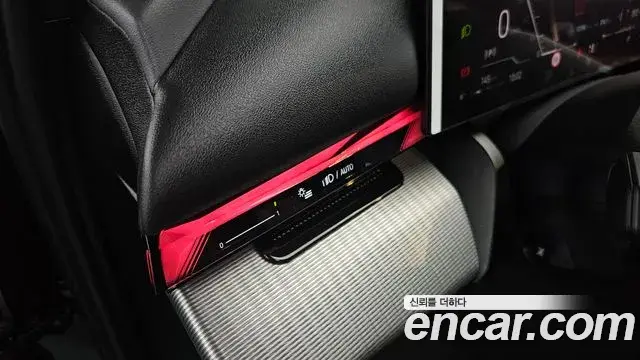 BMW 5 Series 2025 — Фото 16/20