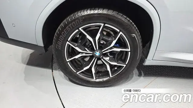 BMW X4 2022 — Photo 5/20