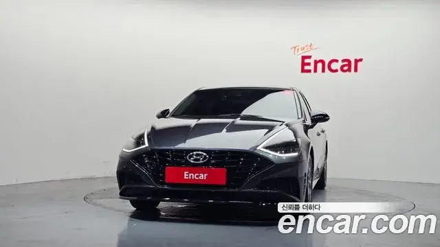 Hyundai Sonata Hybrid 2022 — Şəkil 12/30