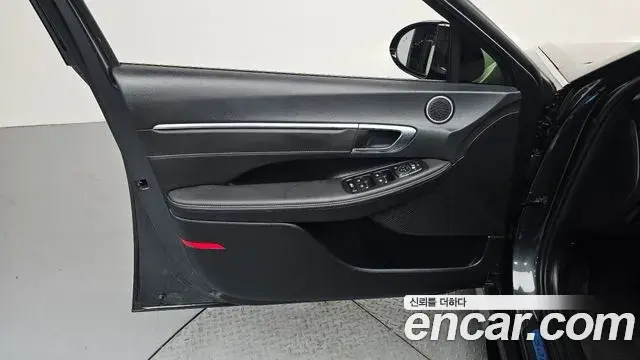 Hyundai Sonata Hybrid 2022 — Şəkil 2/30