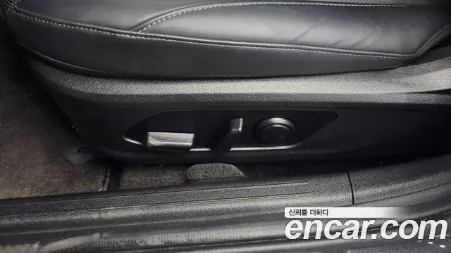 Hyundai Sonata Hybrid 2022 — Şəkil 15/30
