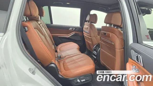 BMW X7 2026 — Photo 3/34