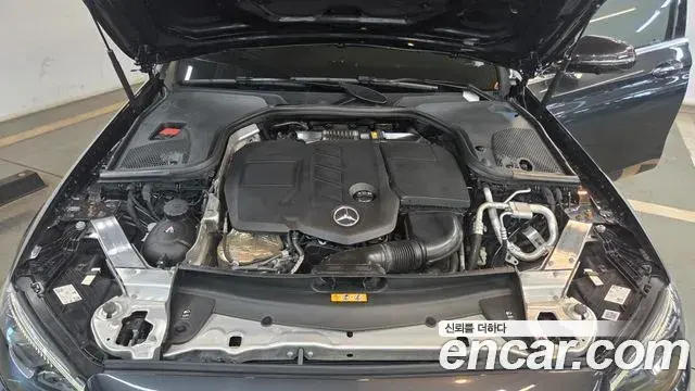 Mercedes-Benz E-Class 2022 — Фото 5/20