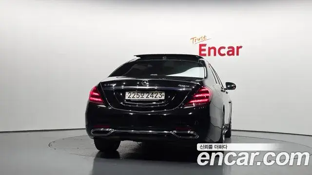 Mercedes-Benz S-Class 2020 — Фото 4/20