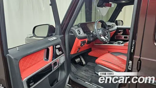 Mercedes-Benz G-Class 2021 — Photo 7/30