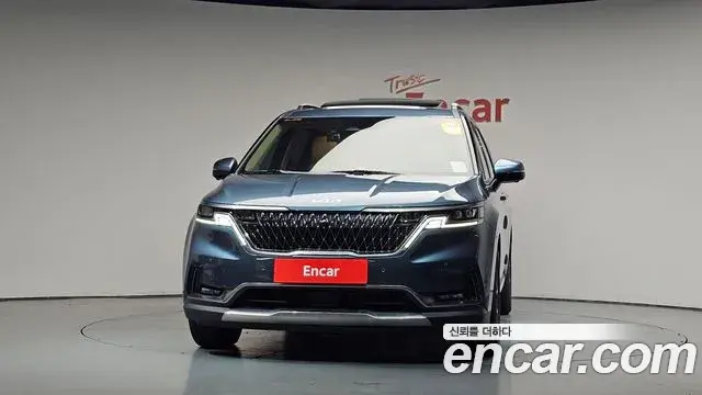 Kia Carnival 2023 — Фото 3/20