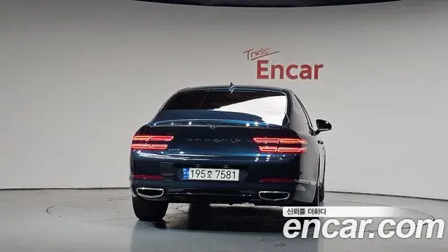 Genesis G80 2023 — Şəkil 27/36