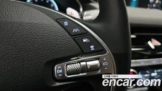 Genesis G80 2023 — Şəkil 34/36