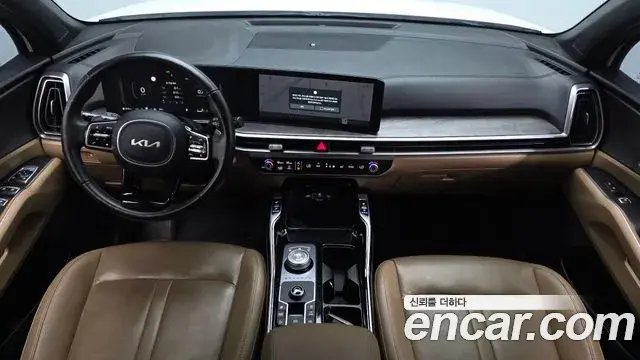 Kia Sorento 2023 — Şəkil 4/32