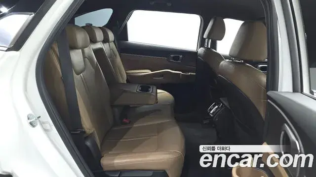 Kia Sorento 2023 — Şəkil 9/32