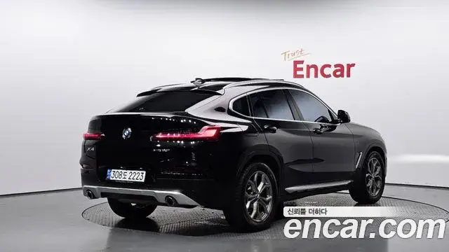 BMW X4 2020 — Фото 2/20