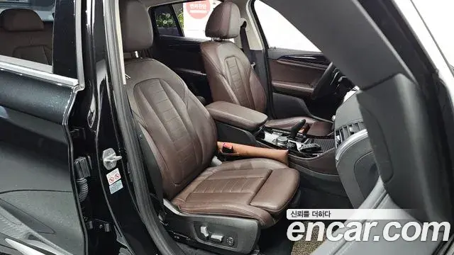 BMW X4 2020 — Фото 10/20