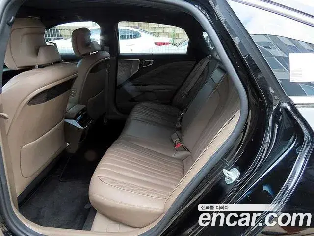 Kia K8 2022 — Photo 11/20