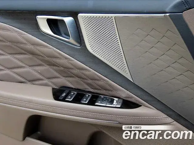 Kia K8 2022 — Photo 3/20