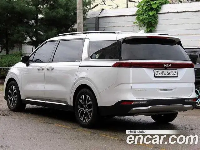 Kia Carnival 2022 — Şəkil 19/20