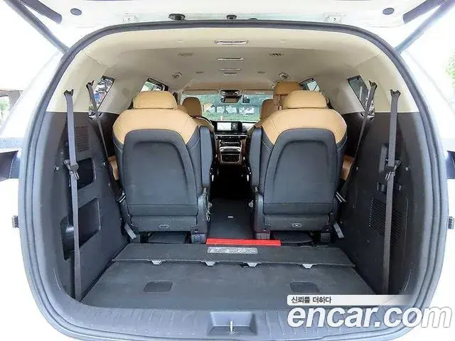 Kia Carnival 2022 — Şəkil 9/20