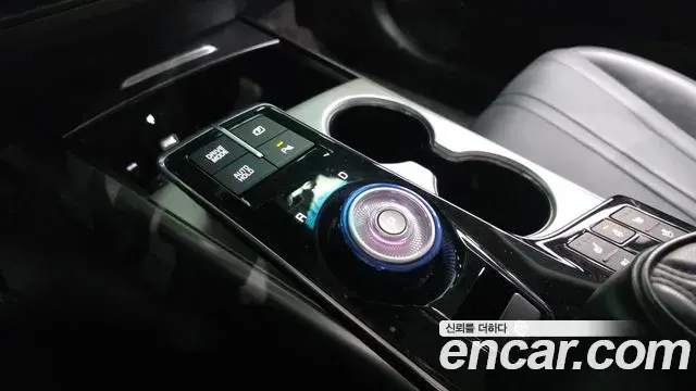 Kia K8 2024 — Photo 9/20