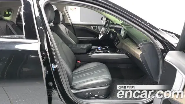 Kia K8 2024 — Photo 11/20