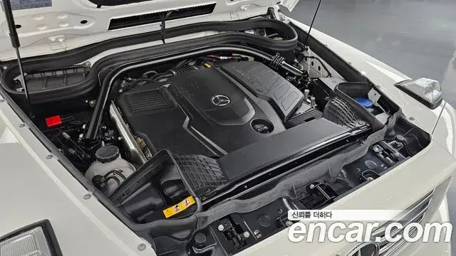 Mercedes-Benz G-Class 2025 — Фото 6/20