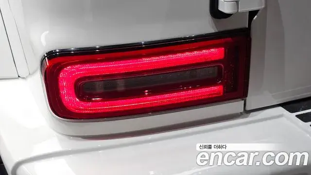 Mercedes-Benz G-Class 2025 — ფოტო 23/37