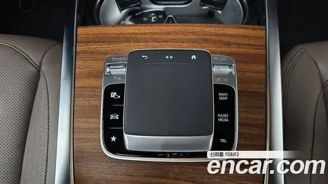 Mercedes-Benz G-Class 2025 — ფოტო 2/37