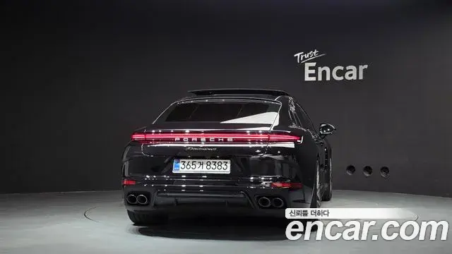 Porsche Panamera 2025 — ფოტო 3/40