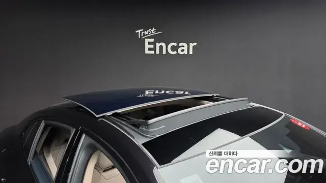 Porsche Panamera 2025 — ფოტო 36/40