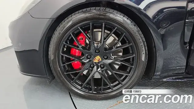 Porsche Panamera 2020 — Photo 4/39