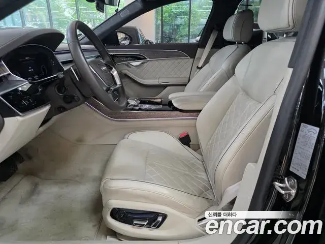 Audi A8 2023 — Şəkil 6/9