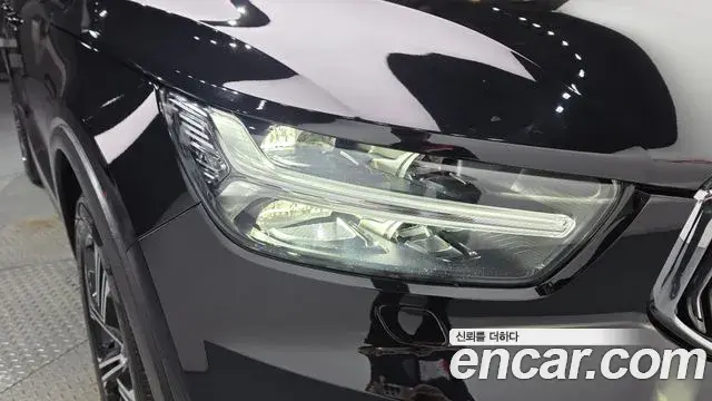 Volvo XC40 2020 — ფოტო 14/36