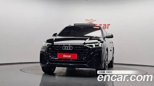 Audi Q8 2025 — ფოტო 19/38