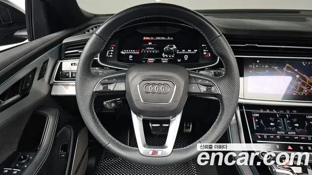 Audi Q8 2025 — ფოტო 13/38