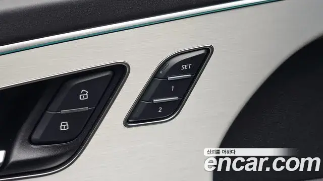 Audi Q8 2025 — ფოტო 32/38