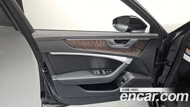 Audi A6 2020 — ფოტო 1/30