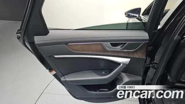 Audi A6 2020 — ფოტო 19/30
