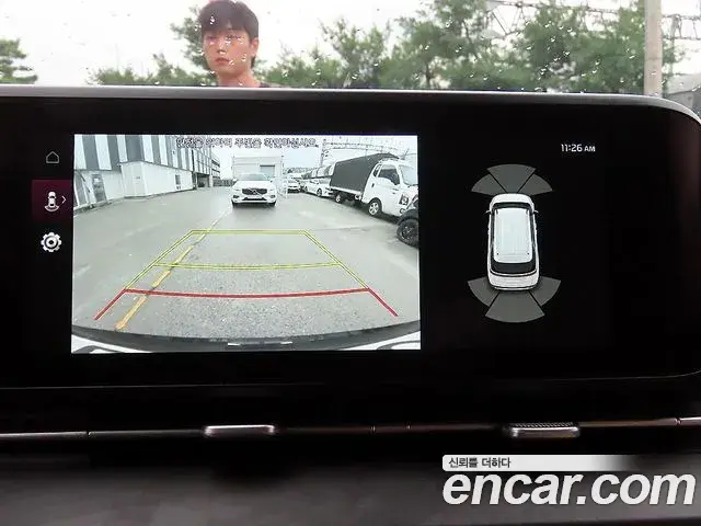 Kia Carnival 2021 — Photo 15/19