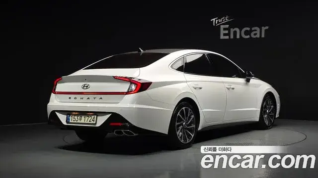 Hyundai Sonata 2021 — Фото 2/20