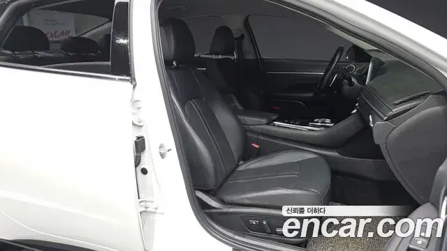 Hyundai Sonata 2021 — Фото 11/20