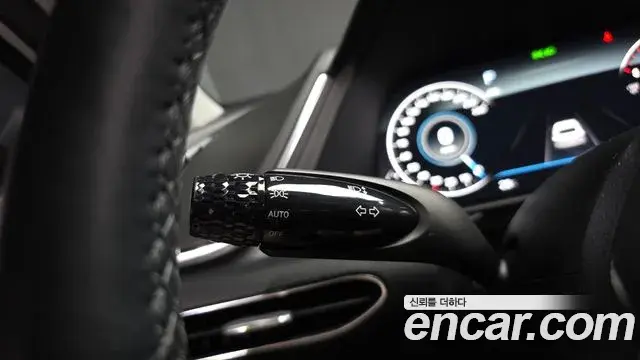 Hyundai Sonata 2021 — Фото 17/20