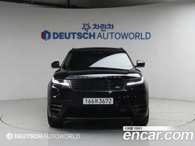 Land Rover Range Rover Velar 2025 — Photo 10/20