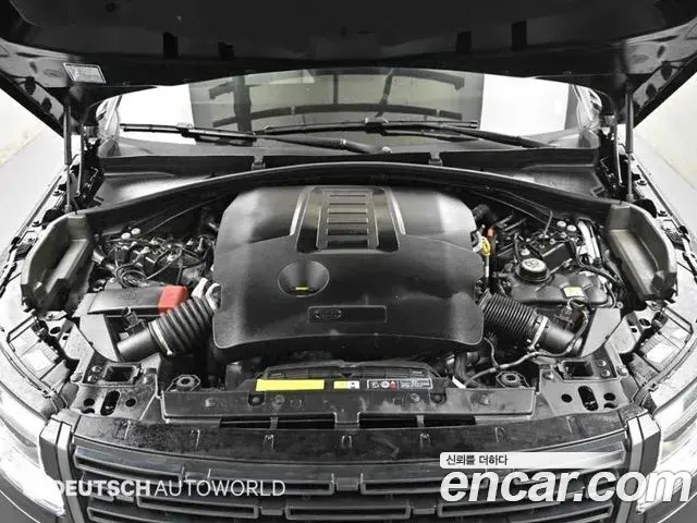 Land Rover Range Rover Velar 2025 — Photo 18/20
