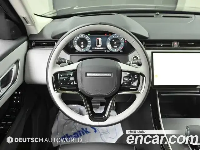 Land Rover Range Rover Velar 2025 — Photo 16/20