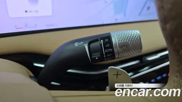 Genesis G80 2025 — Şəkil 32/33