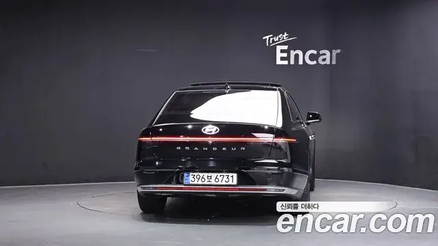 Hyundai Grandeur 2023 — Фото 4/20