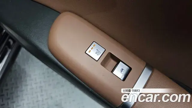 Hyundai Grandeur 2023 — Фото 18/20