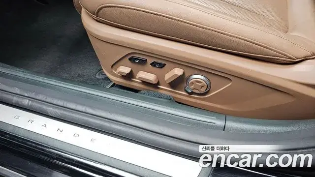 Hyundai Grandeur Hybrid 2023 — ფოტო 20/37