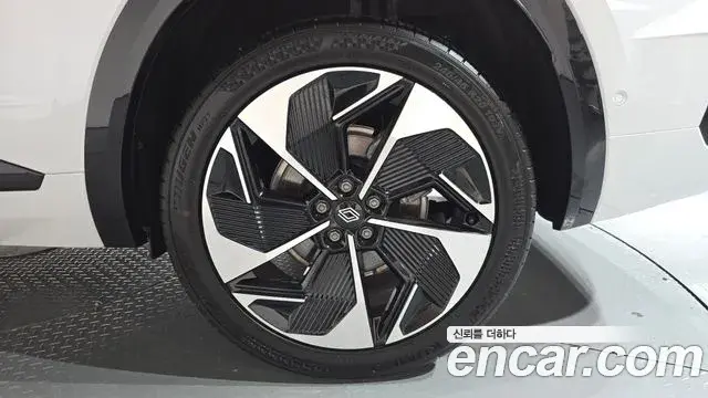 Renault Samsung Grand Koleos 2025 — Şəkil 24/34