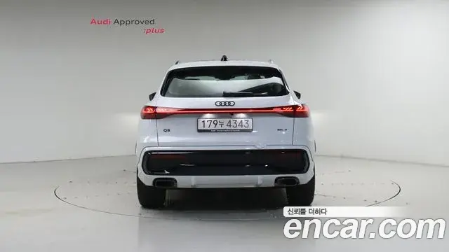 Audi Q5 2025 — ფოტო 4/20