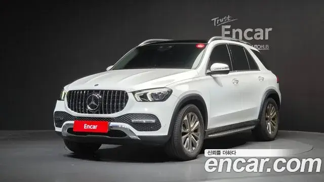 Mercedes-Benz GLE-Class 2021 — Фото 1/20